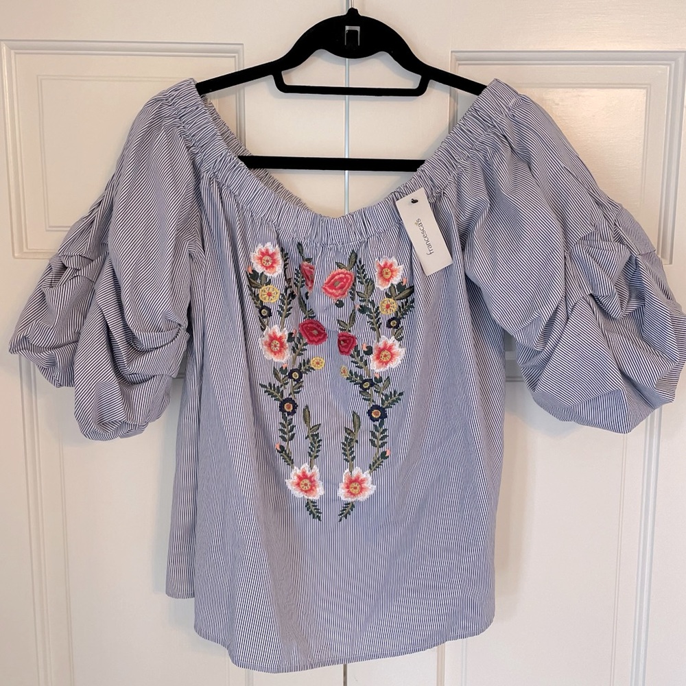 Francesca’s Off Shoulder Ruched Puffy Sleeve Embroidered Top, Size L, NWT